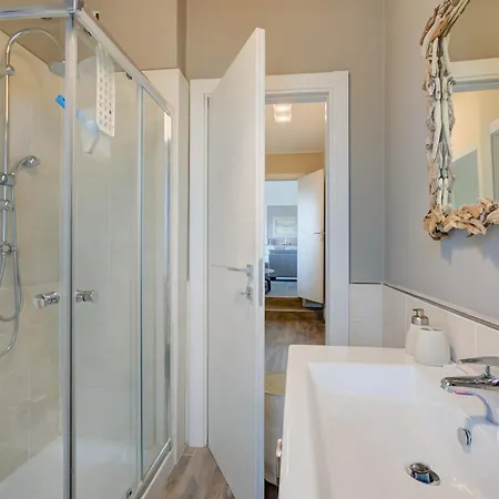 Apartament Ulivi Private Pool & View - Happy San Felice del Benaco