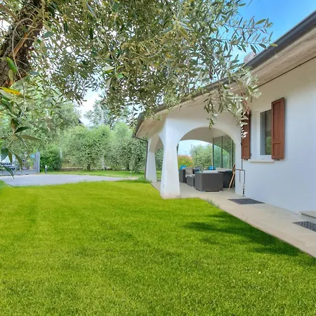 Apartament Ulivi Private Pool & View - Happy San Felice del Benaco